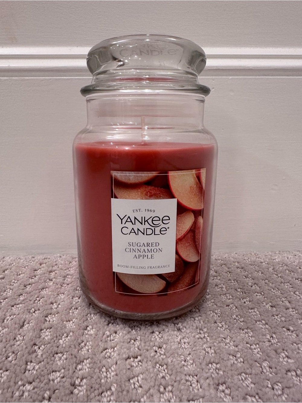 Yankee Candle Sugared Cinnamon Apple 22 oz Large Jar Candle – New Unburned